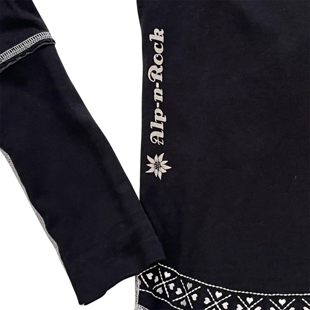 Alp-n-Rock Snowflake V Neck Long Sleeve Top Black Reversible Hearts Size XS/S - Picture 3 of 9